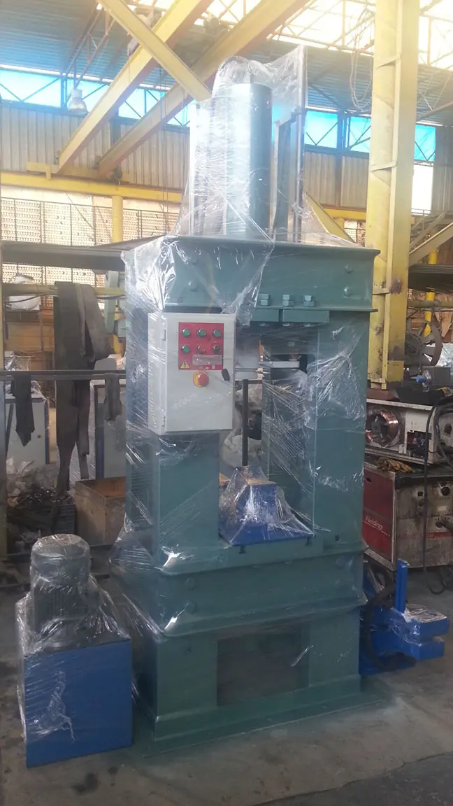 img/urunler/hidrolik_pres/hydraulic press machine.webp